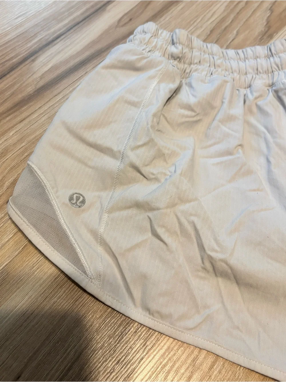 lululemon athletica lightweight white
